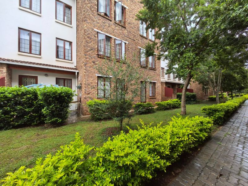 Secure Ground Floor Living in Montana - Photo 2