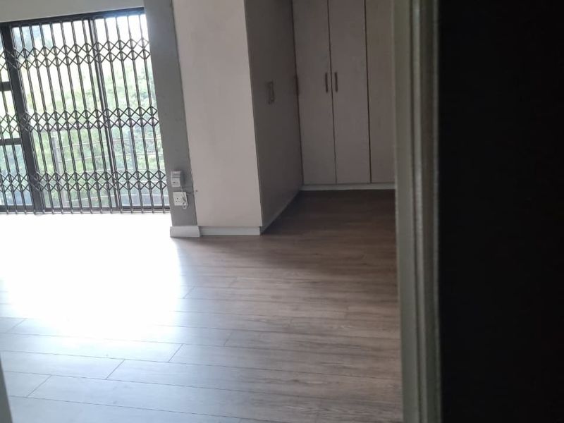 A SPACIOUS Manor on Mount - Photo 10