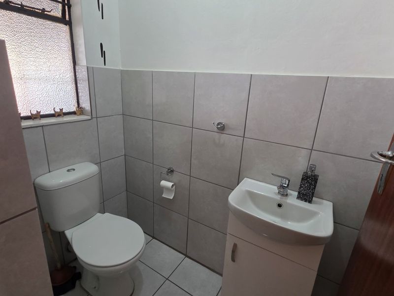 Duplex For Sale In Pretoria - Photo 9