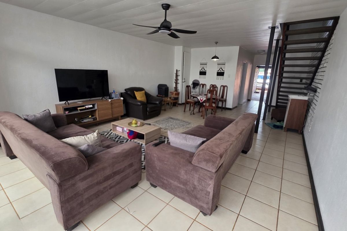 Duplex For Sale In Pretoria - Photo 2