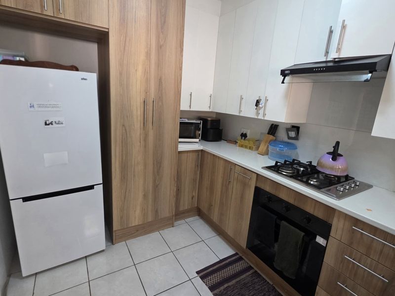 Duplex For Sale In Pretoria - Photo 4