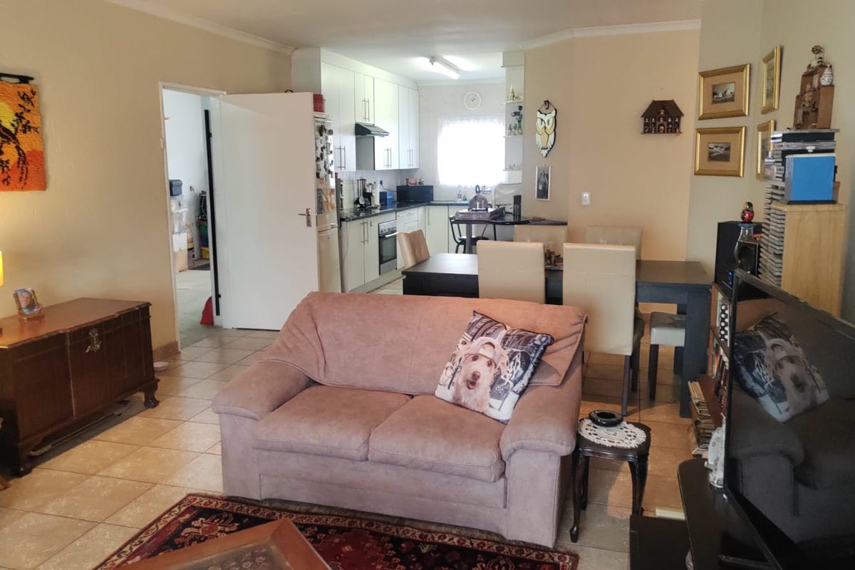 Peaceful Living In Secure Pomona Estate - Photo 5