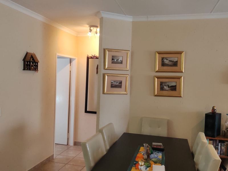 Peaceful Living In Secure Pomona Estate - Photo 9