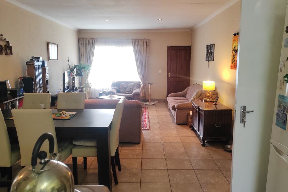 Peaceful Living In Secure Pomona Estate - Photo 2