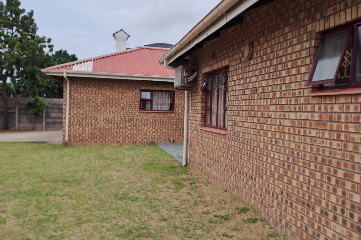 House For Sale In Richards Bay - Photo 2