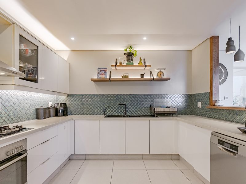 Ultra-Modern 4-Bedroom Sea-View Apartment with Private Pool | Simbithi Eco Estate, Ballito - Photo 5