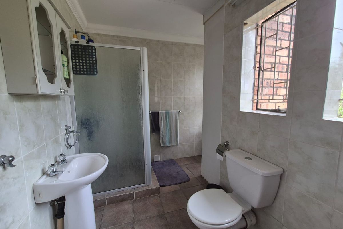 Phenomenal Business Opportunity Awaits OR Big Family Home - Photo 5