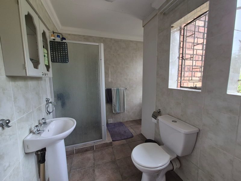 Phenomenal Business Opportunity Awaits OR Big Family Home - Photo 5