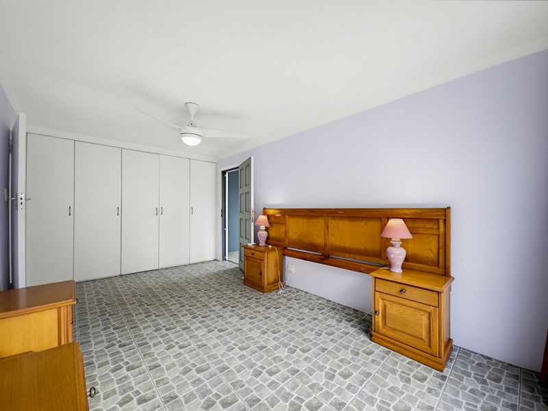 Private Garden Cottage in a Quiet, Established Neighborhood - Photo 8
