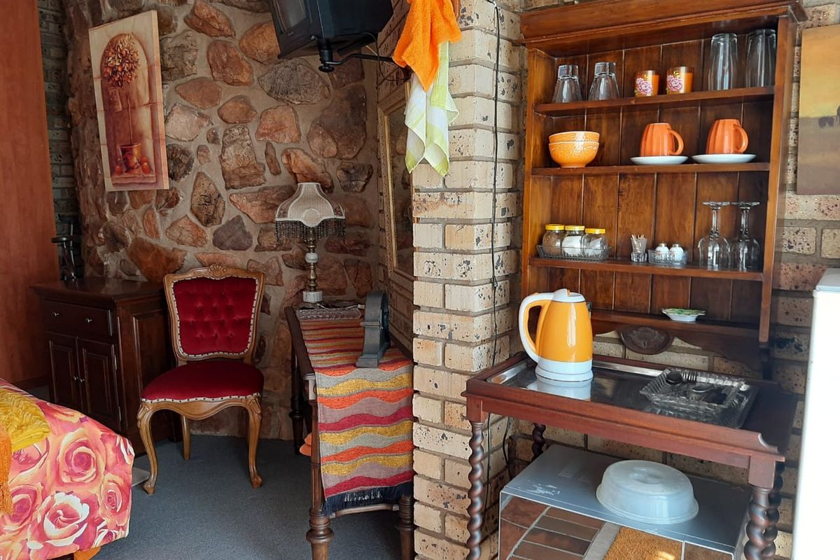 7 Bedroom Montana Park Gem FOR SALE! - Photo 5