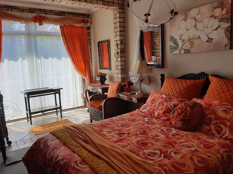 7 Bedroom Montana Park Gem FOR SALE! - Photo 4