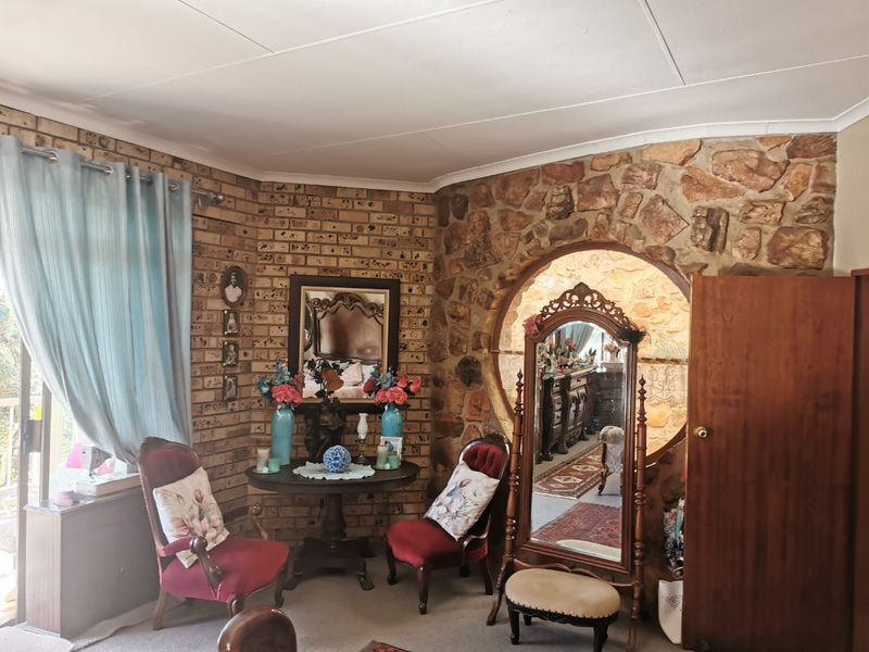 7 Bedroom Montana Park Gem FOR SALE! - Photo 7