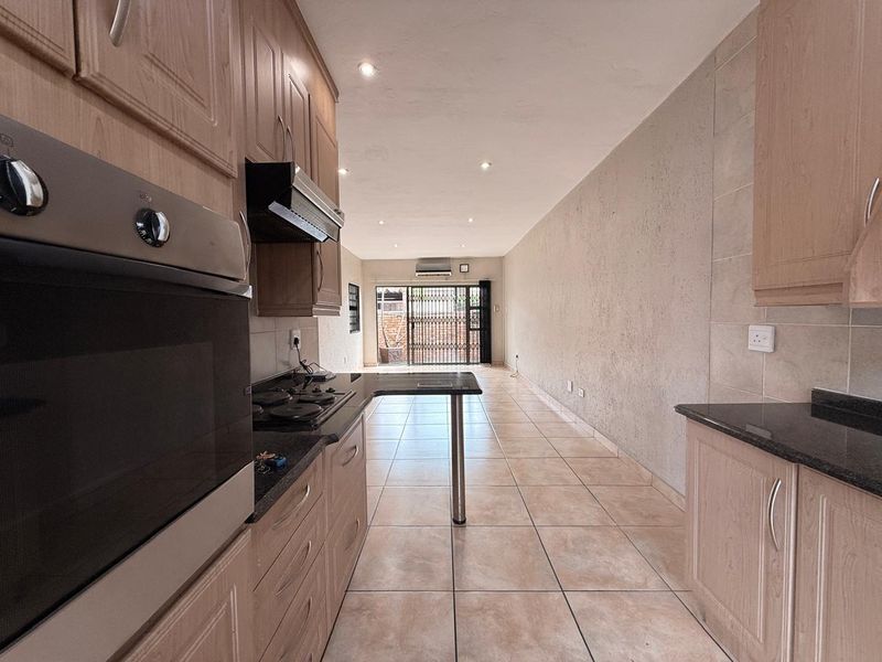 3 Bedroom modern Duplex to rent - Photo 7