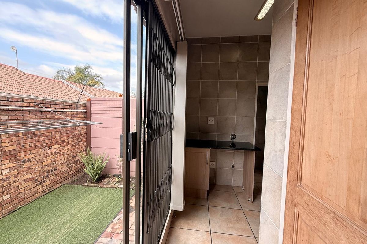 3 Bedroom modern Duplex to rent - Photo 3