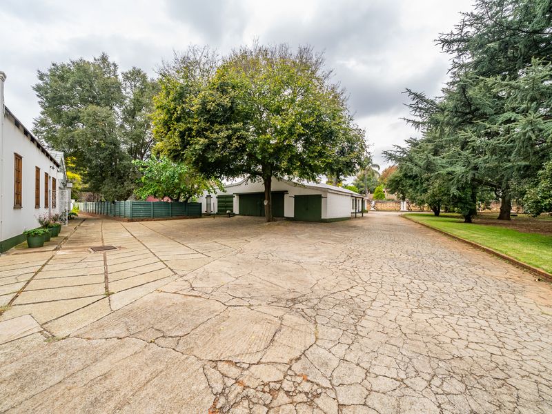 Luxury Cape Dutch Homestead | Prime Guesthouse Opportunity in Sonneveld, Brakpan - Photo 7