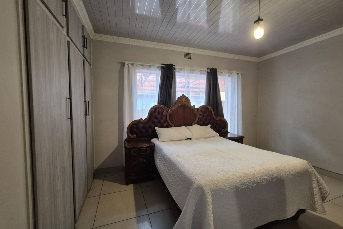 !HIGH-YIELD INVESTMENT OPPORTUNITY! - Photo 2