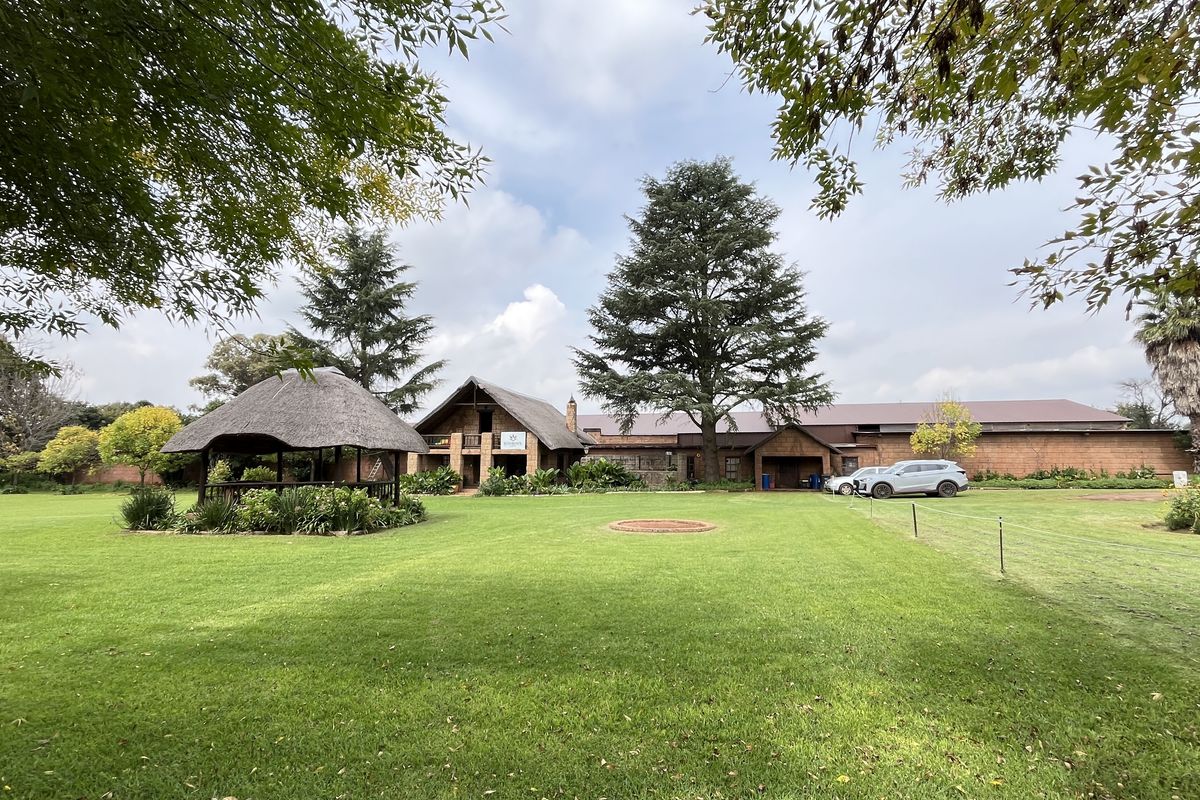 Smallholding offering everything with Indoor Arena or workshop for Sale in Bredell - Photo 2
