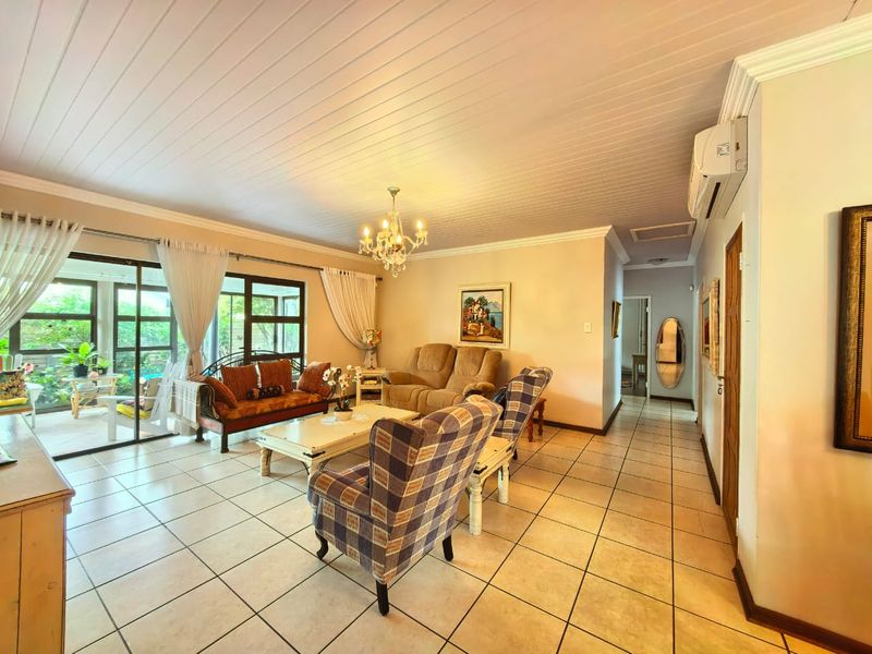 Beautiful, spacious townhouse for sale in Vaalpark, move-in ready - Photo 4