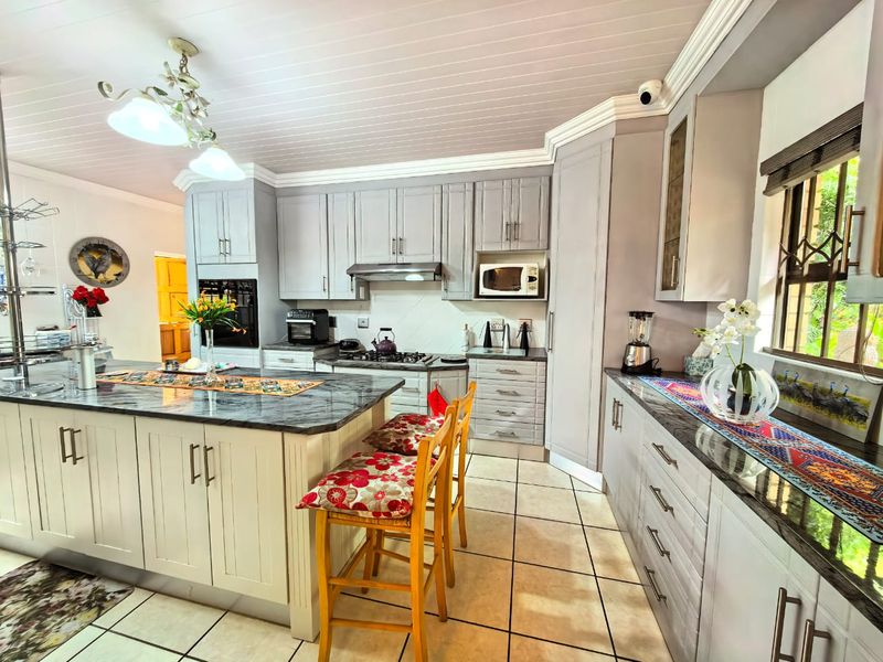 Beautiful, spacious townhouse for sale in Vaalpark, move-in ready - Photo 6