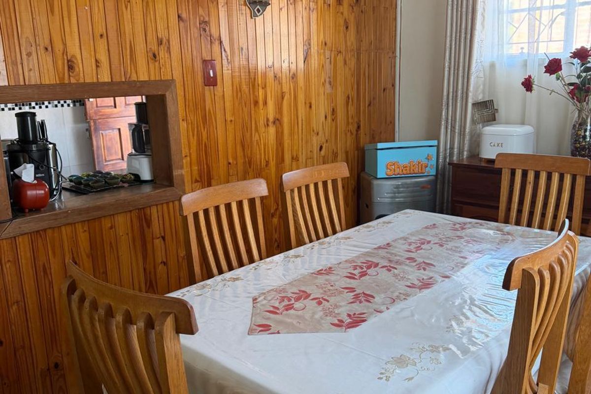 Neat 3-Bedroom Home with Flatlet – Perfect for Family Living & Extra Income - Photo 3