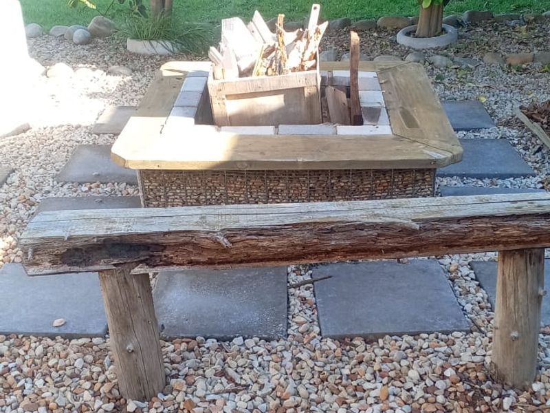 HIDDEN GEM IN C-PLACE - Photo 4