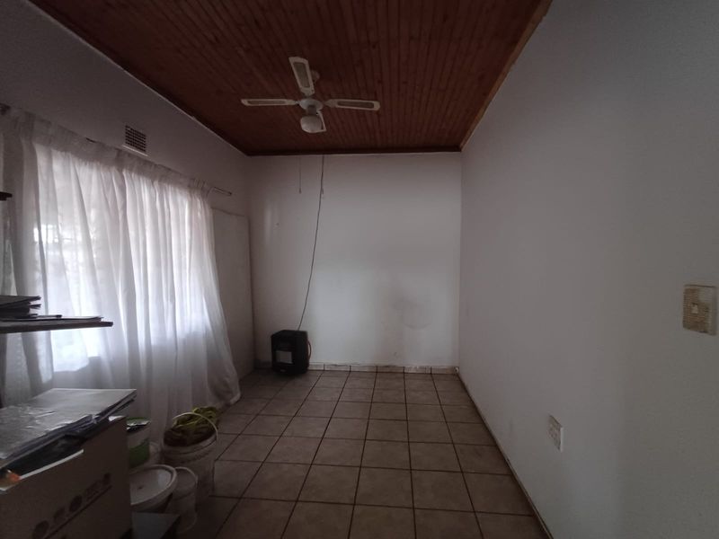 Investment Buy In CE 1 in a Busy Street - Photo 10