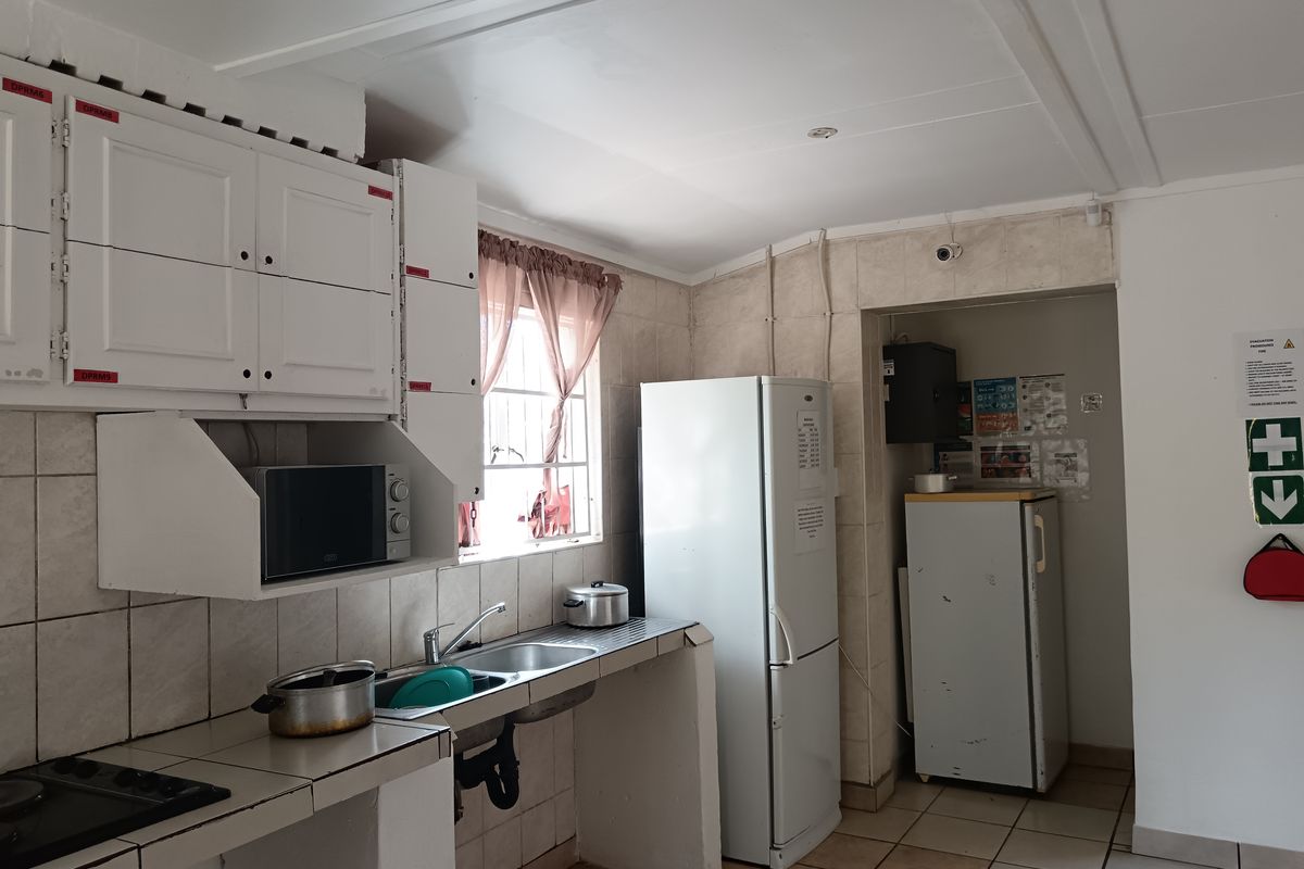 High-Yield Student Property in a Blue-Chip Location - Photo 2