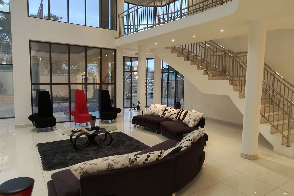 Freehold For Sale In Pinetown - Photo 5