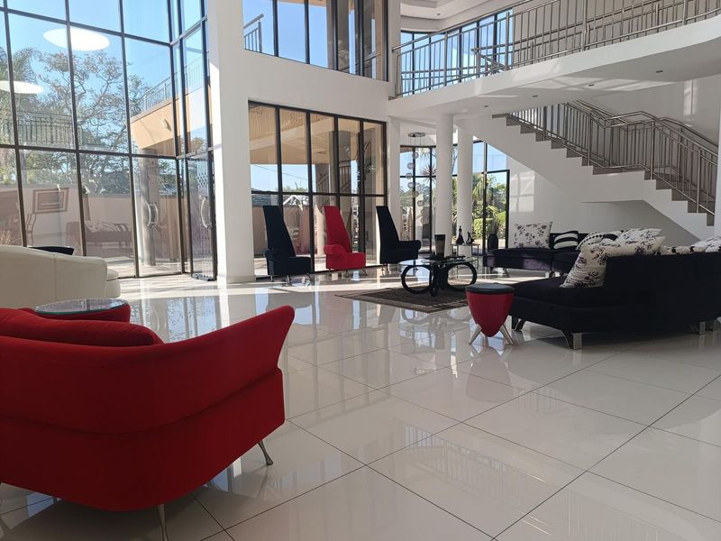 Freehold For Sale In Pinetown - Photo 3