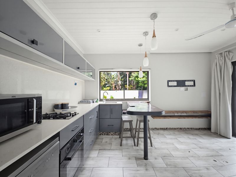 Prime Investment Opportunity that needs TLC - Ideal for Airbnb or Boutique Guesthouse Ballito - Photo 5
