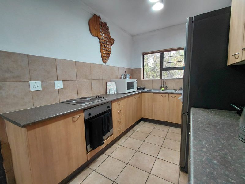 Charming well-maintained 1-bedroom Townhouse - Photo 8