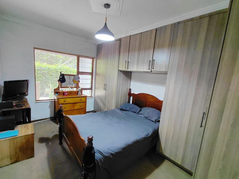 Charming well-maintained 1-bedroom Townhouse - Photo 10