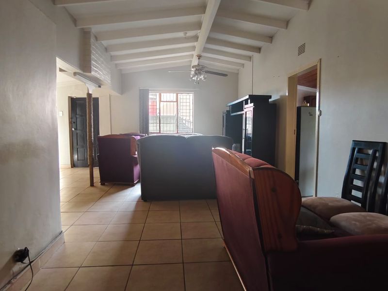 Charming Family Home for Rent in Sasolburg - Photo 7