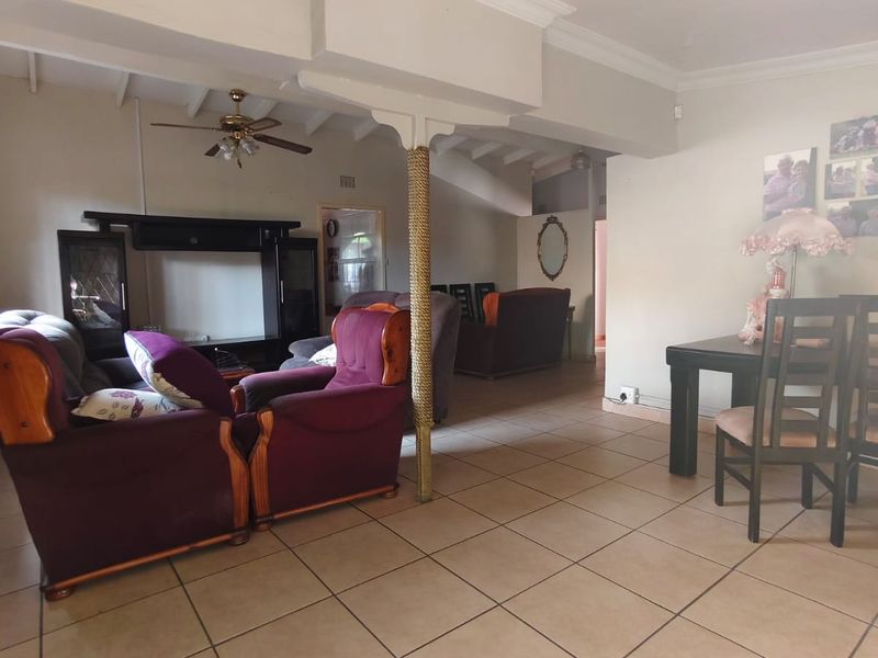 Charming Family Home for Rent in Sasolburg - Photo 5