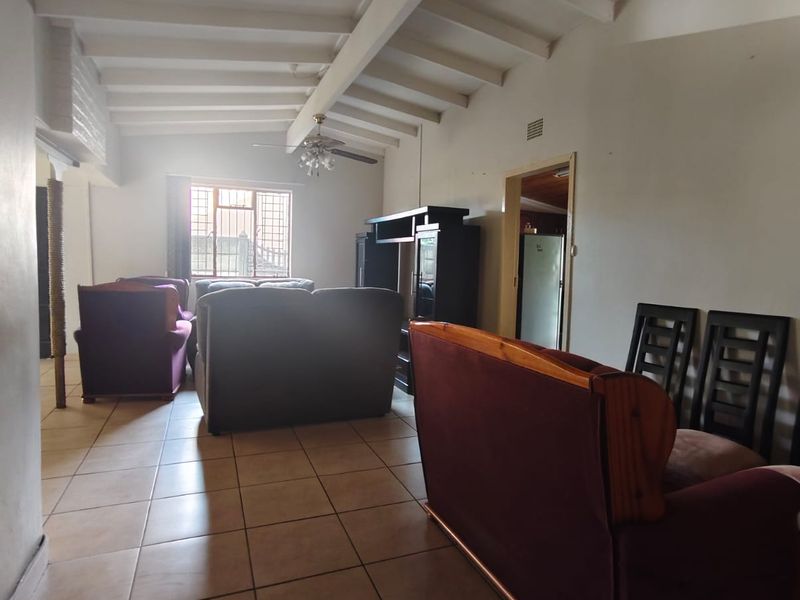 Charming Family Home for Rent in Sasolburg - Photo 6