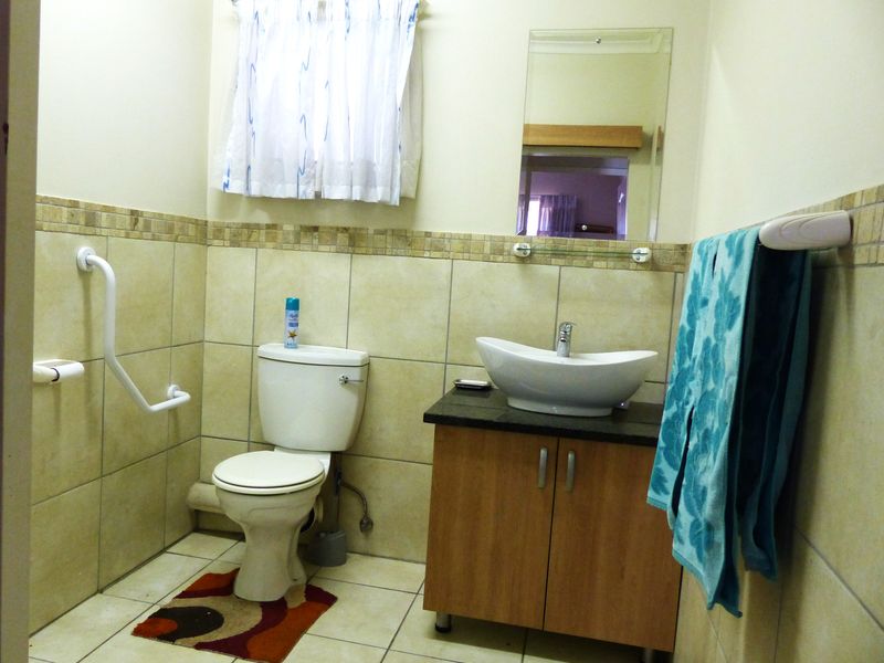 Easy, Secure Living in Douglasdale Retirement Village - Photo 10