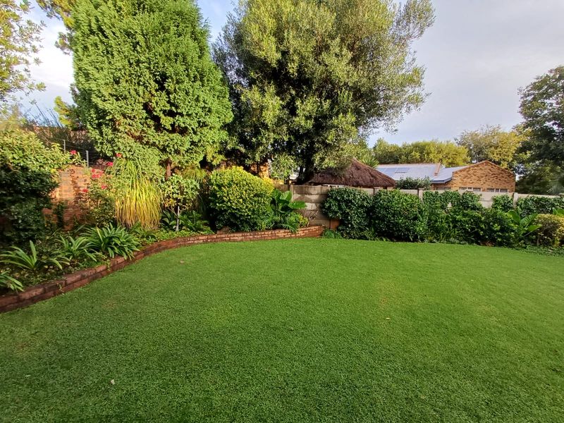 EXCLUSIVE MARKETING In The Prime And Beautiful Area Of SE 3 - Photo 4