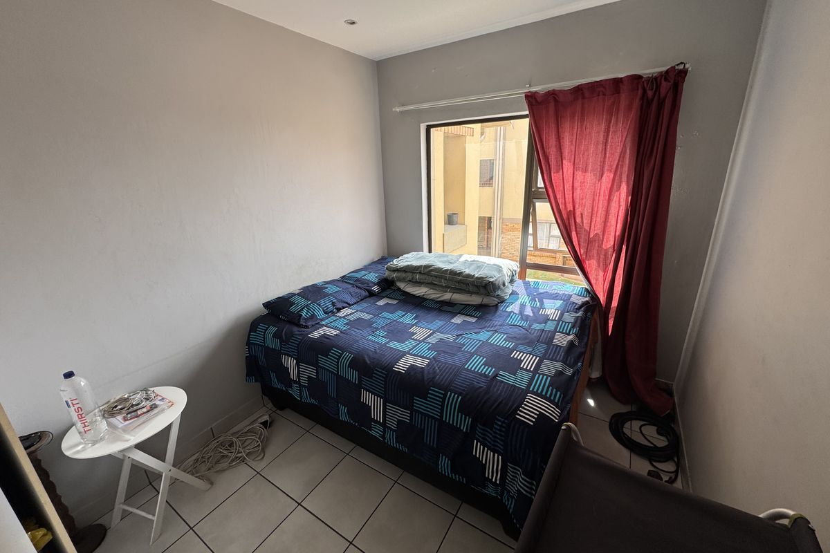 2-Bedroom Apartment for Sale in Reyno Manor - Photo 5