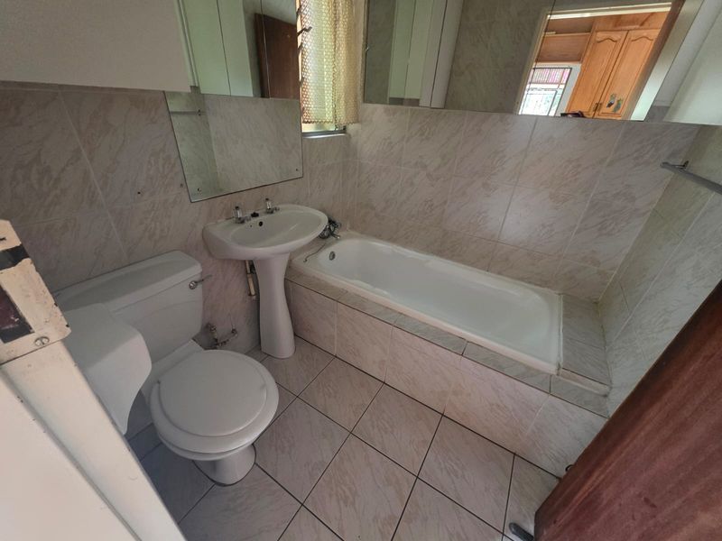Bachelor’s Flat to Rent in Sasolburg - Photo 6