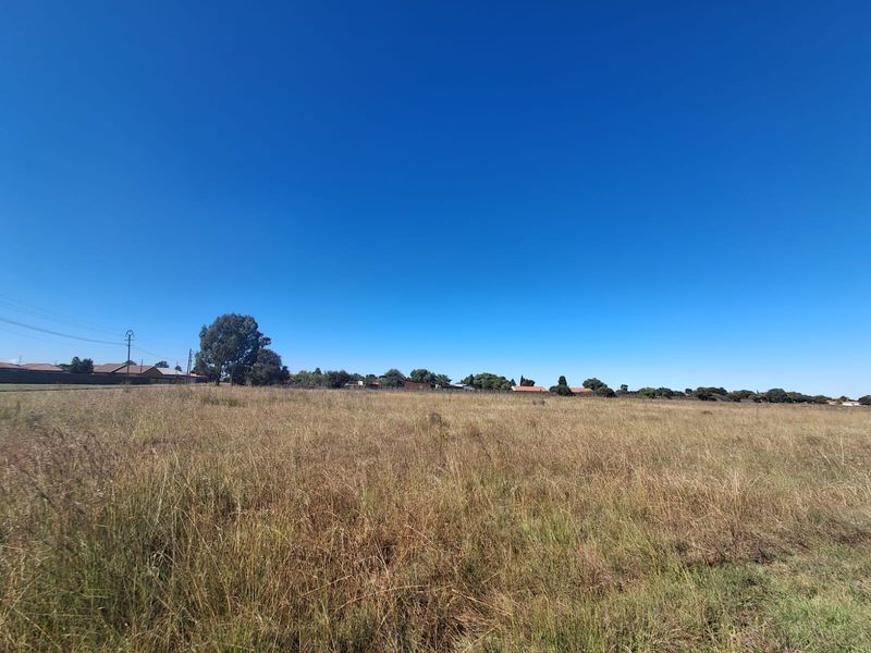 13000m2 of vacant stand ready to be developed in Riversdale, Meyerton. - Photo 3