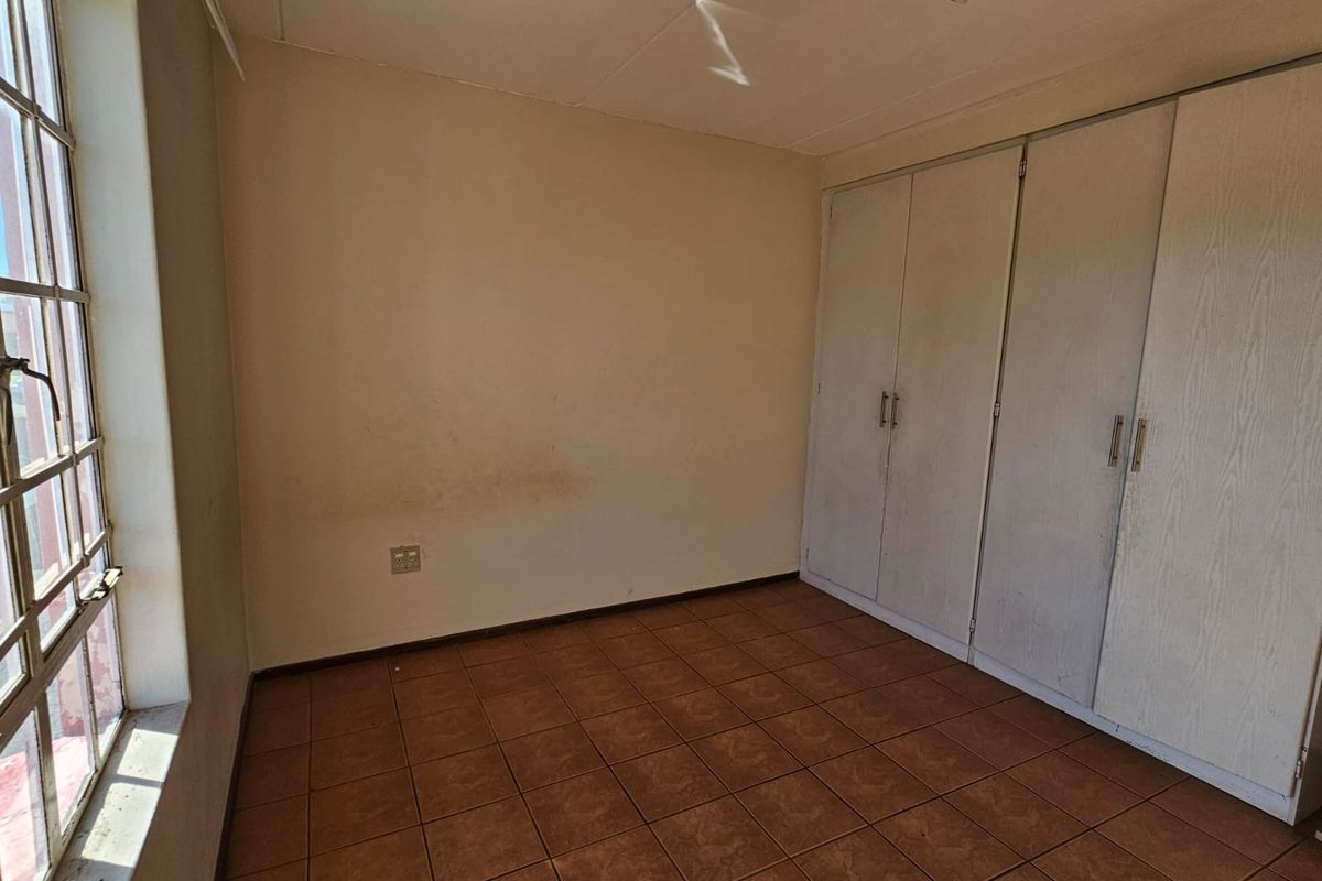 2 Bedroom apartment for sale in Ravenswood - Photo 4
