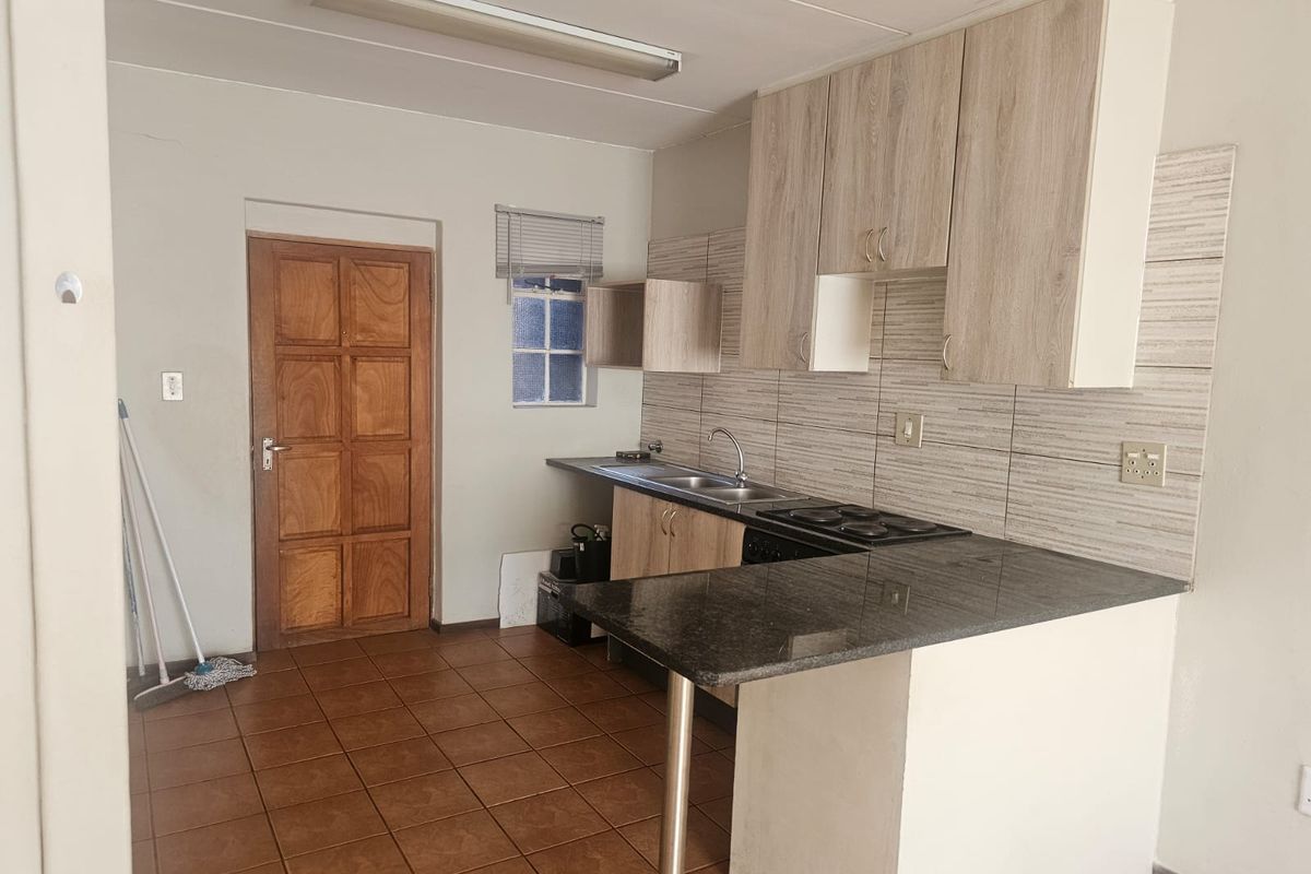 2 Bedroom apartment for sale in Ravenswood - Photo 3
