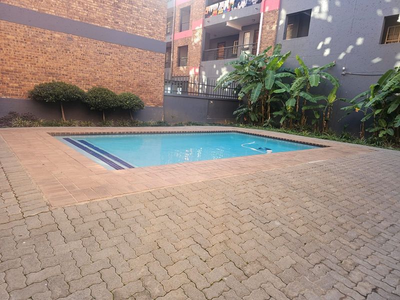 2 Bedroom apartment for sale in Ravenswood - Photo 9