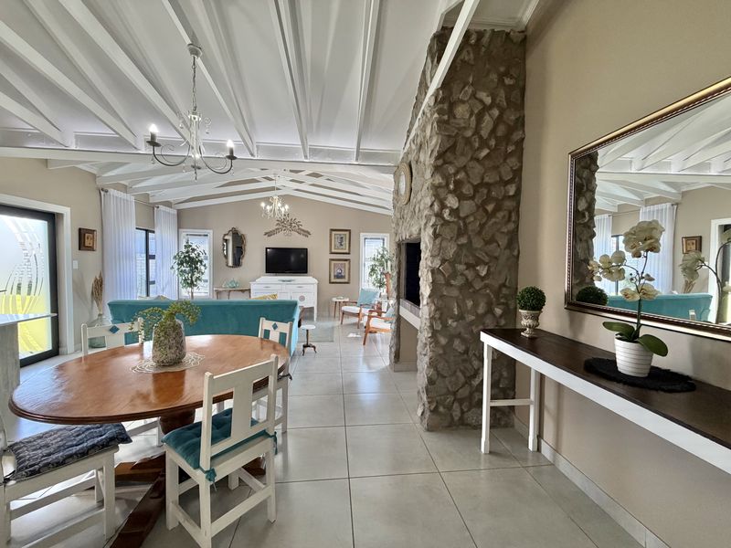 Family Home in Fountains Estate - Photo 7