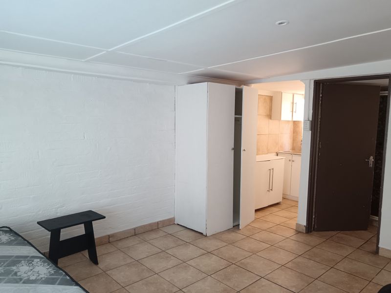 Exceptional Student Property – Built for Consistent Income - Photo 5