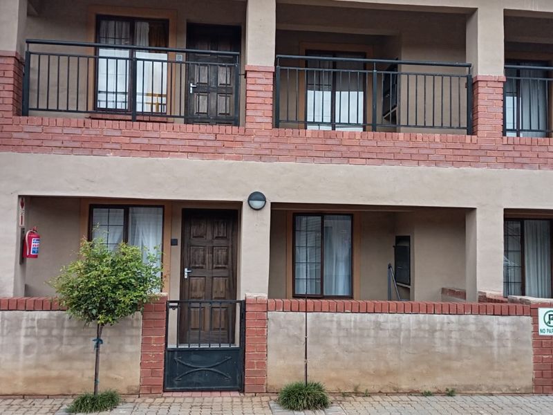2 BEDROOM, 2 BATHROOM, PET FRIENDLY,GROUND FLOOR UNIT NEAT SECURE COMPLEX KENLEAF - Photo 3