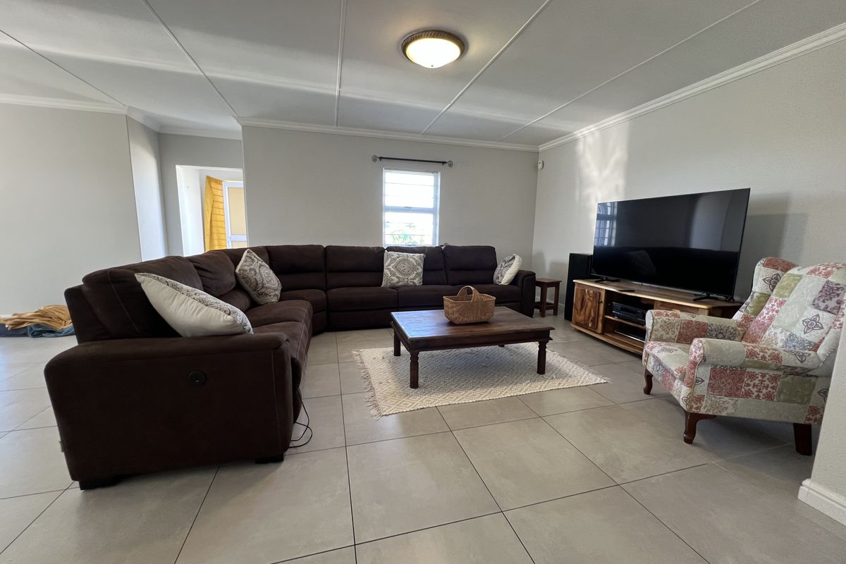 Corner Family Home in Secure Lifestyle Estate - Photo 3