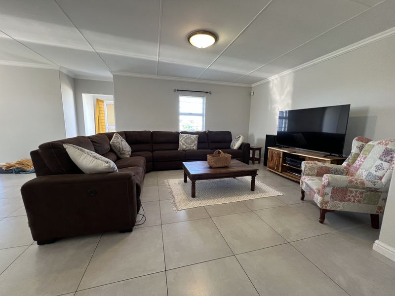 Corner Family Home in Secure Lifestyle Estate - Photo 3