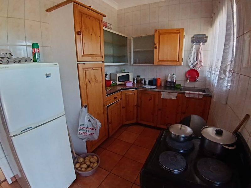 Apartment for Sale - Ideal for First time Buyers or investors - Photo 5