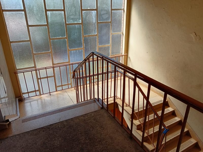 Apartment for Sale - Ideal for First time Buyers or investors - Photo 2